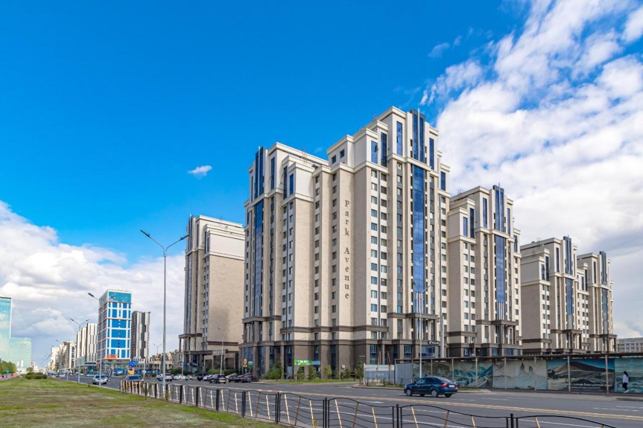 Park Avenue Напротив Ботанического Сада Astana Ngoại thất bức ảnh