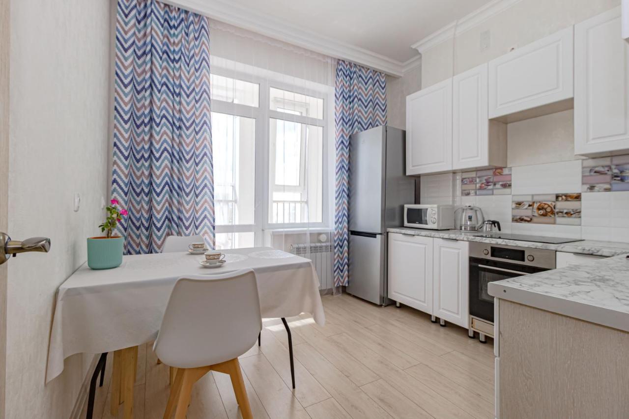 Park Avenue Напротив Ботанического Сада Astana Ngoại thất bức ảnh