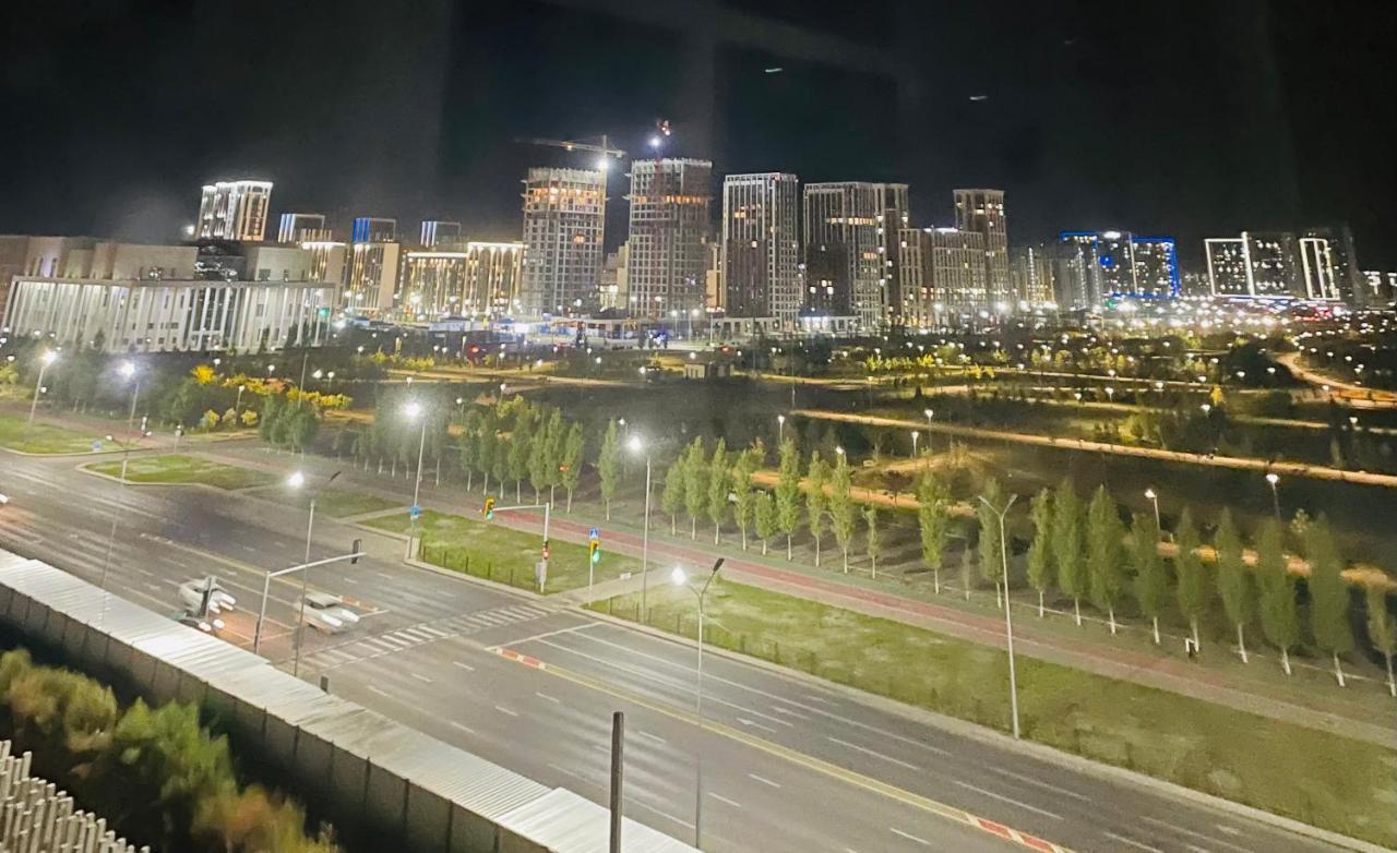 Park Avenue Напротив Ботанического Сада Astana Ngoại thất bức ảnh